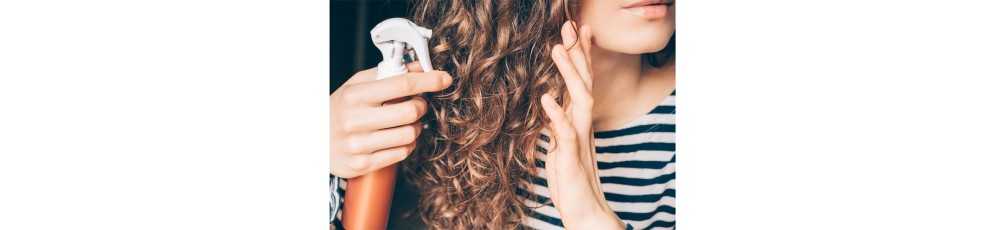 Spray démêlant et soin de coiffage cheveux crépus, bouclés ou frises