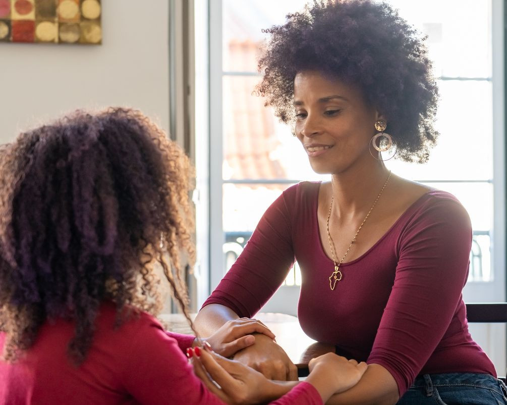 Guide Complet : Hydrater et Protéger les Cheveux Bouclés des Enfants